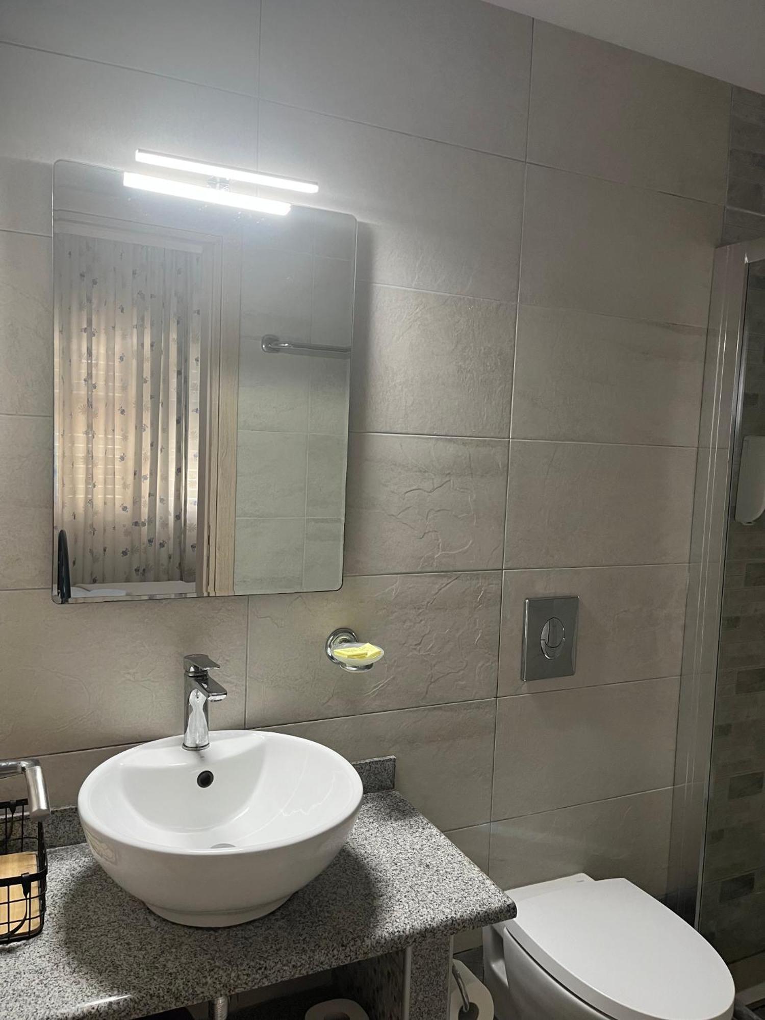 Dolphin Apartments 1 帕尔加 外观 照片